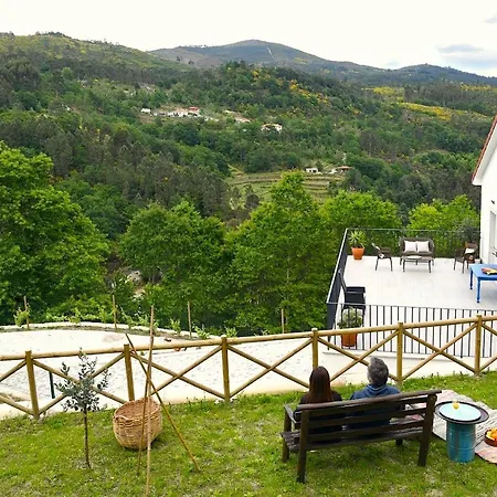 Casa De Caneiro بيت للعطل *