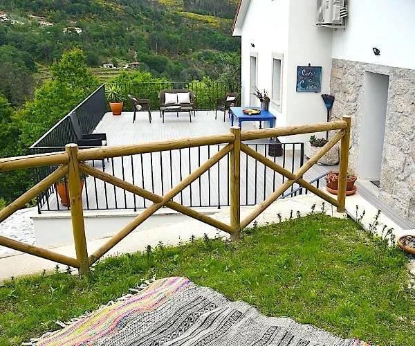 Nyaraló Casa De Caneiro Cabeceiras de Basto